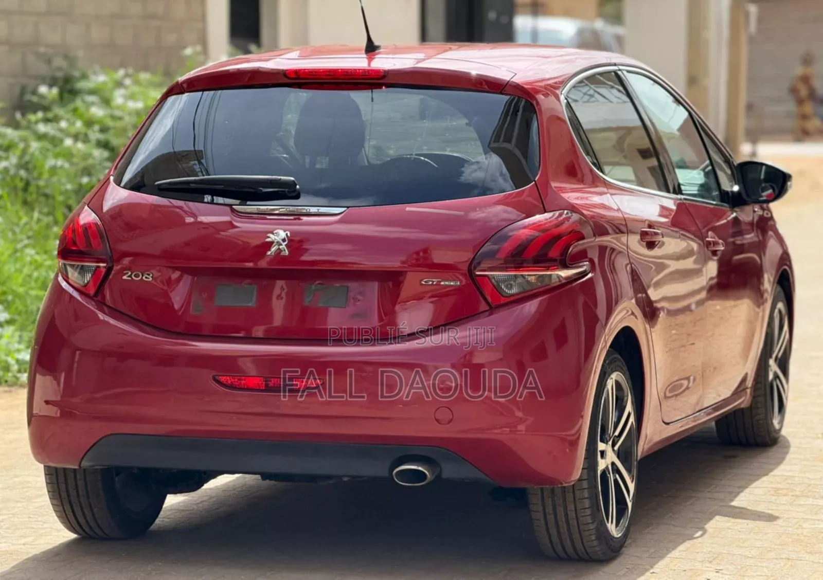 Peugeot 208 2018 Rouge
