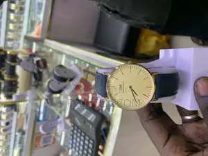 Photo - Montre Deniel