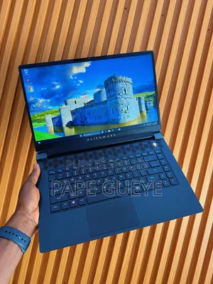 Photo - New Ordinateur Portable Alienware M15 R3 16GB Intel Core I7 SSD 512GB