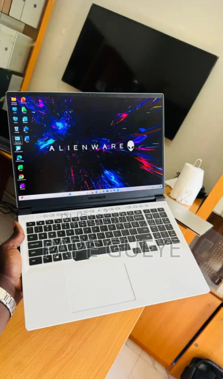 New Ordinateur Portable Alienware M15 R3 16GB AMD Ryzen 7 SSD 512GB