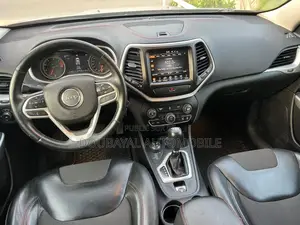 Jeep Cherokee Limited 4x4 2017 Gris