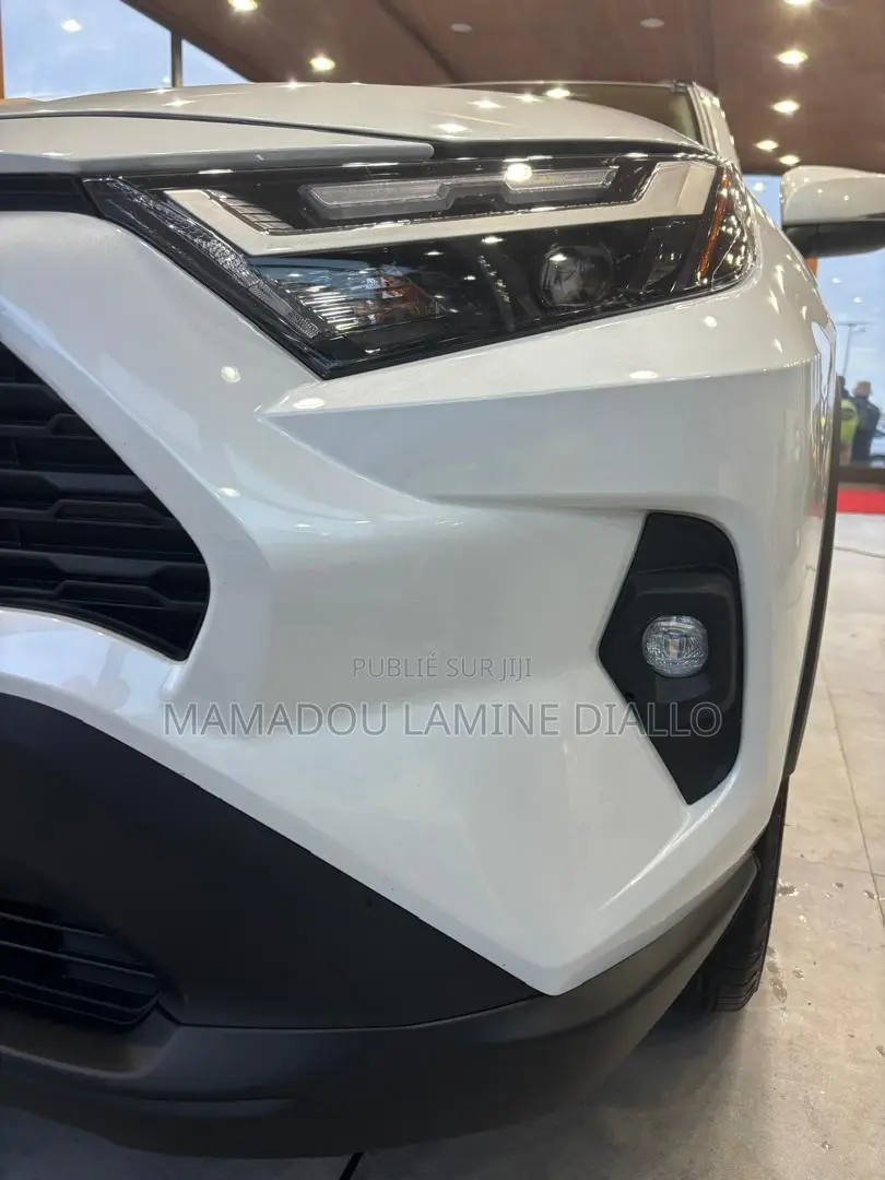 Toyota RAV4 2025 Blanc