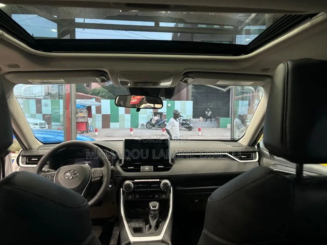 Toyota RAV4 2025 Blanc