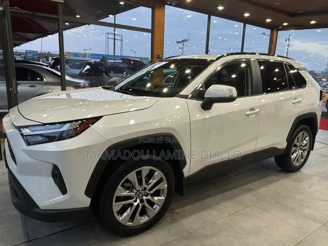 Toyota RAV4 2025 Blanc