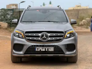 Photo - Mercedes-Benz GLS-Class 2019 Gris