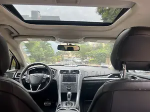 Photo - Ford Fusion 2015 Gris