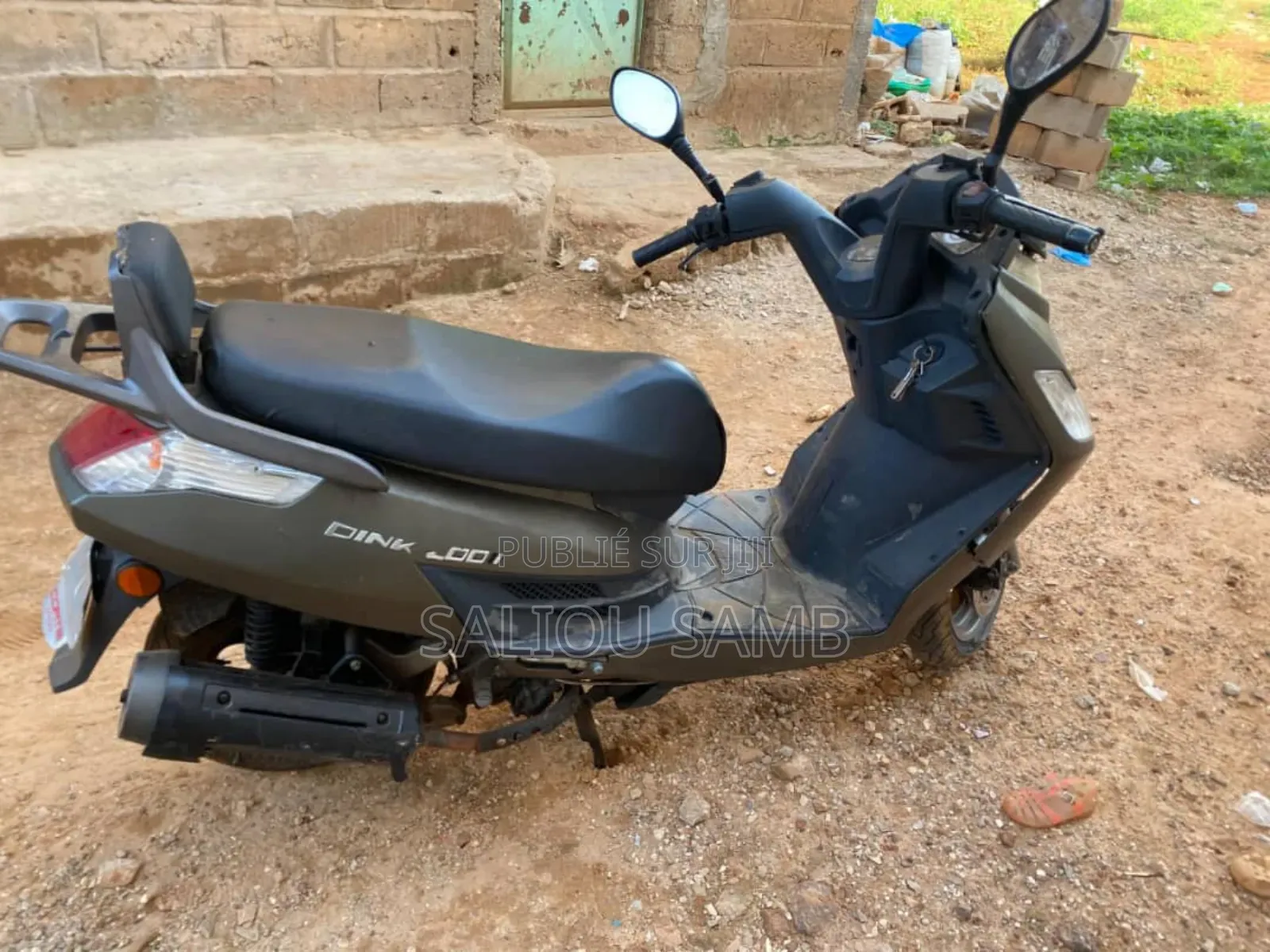 Motos À Vendre À Sebikotane 350.000