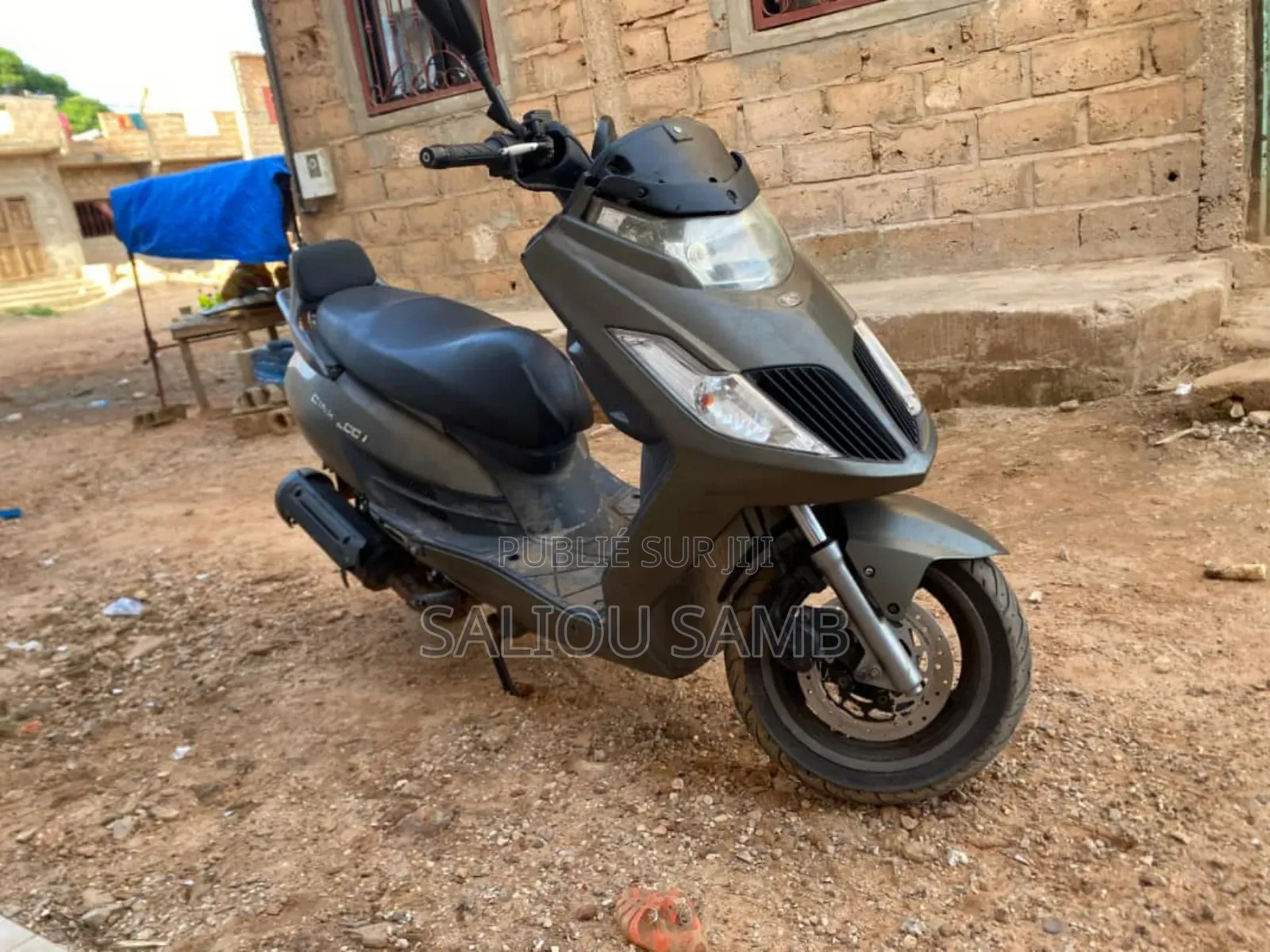Motos À Vendre À Sebikotane 350.000