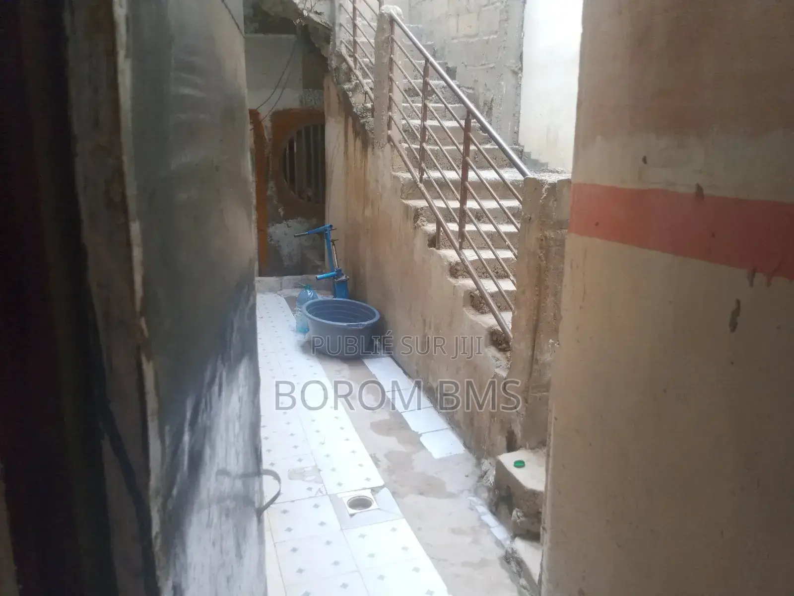10chbre Maison dans Cite Soboa, Thiaroye à Vendre