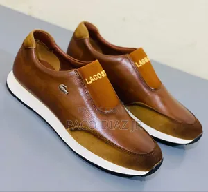 Photo - Chaussures Lacoste Homme