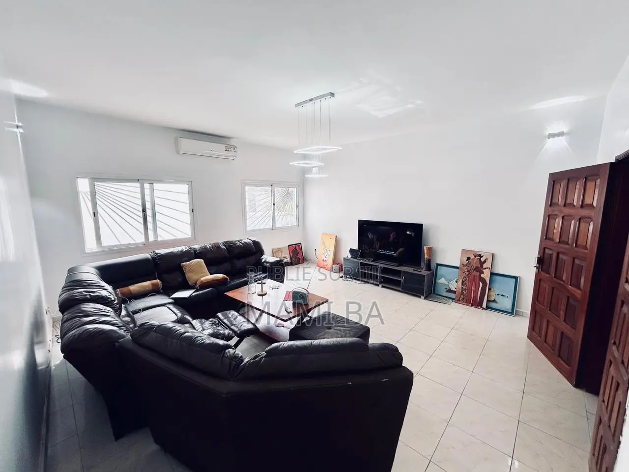 Furnished 9chbre Maison dans Mami Ba, Almadies à Vendre