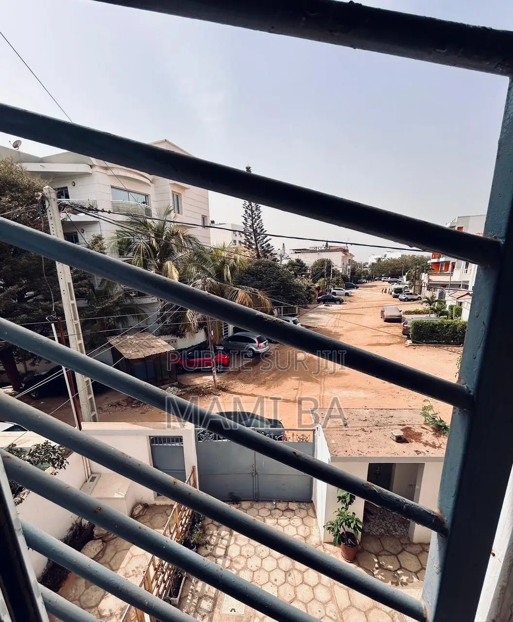 Furnished 9chbre Maison dans Mami Ba, Almadies à Vendre