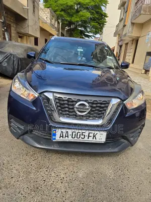 Photo - Nissan Kicks 2020 Blue