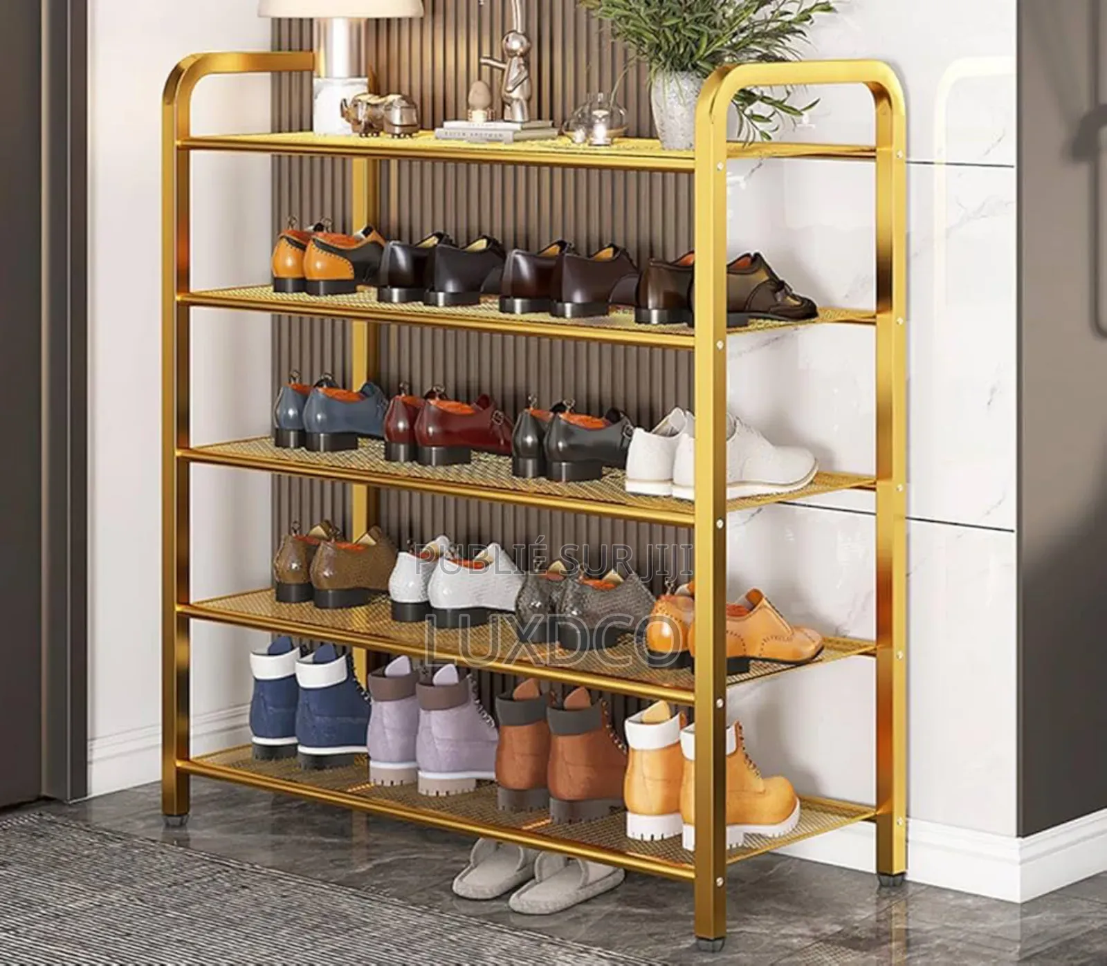 Étagère À Chaussures Dorée À 5 Niveaux.