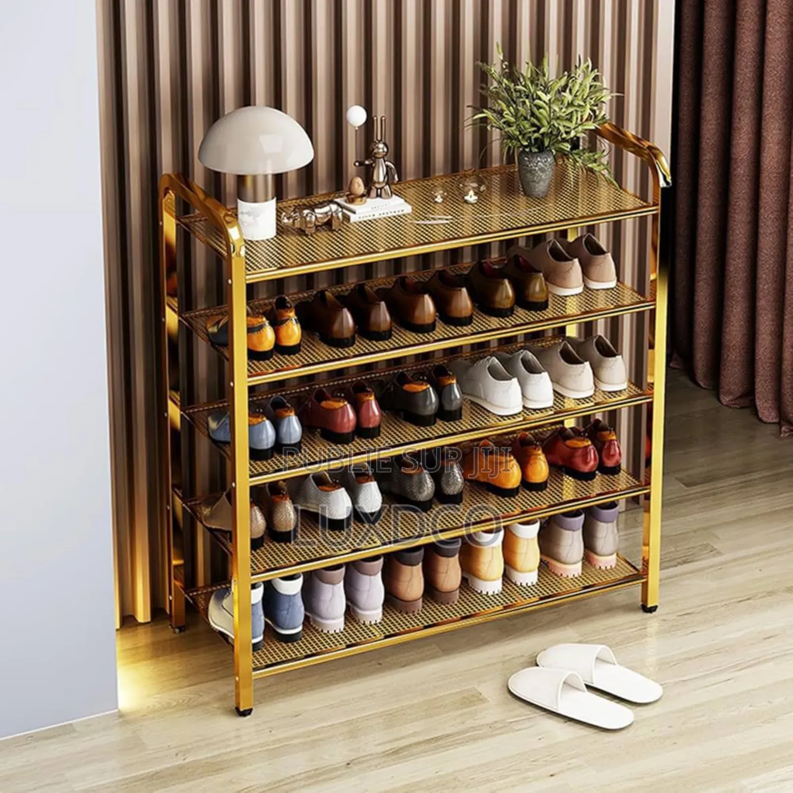 Étagère À Chaussures Dorée À 5 Niveaux.