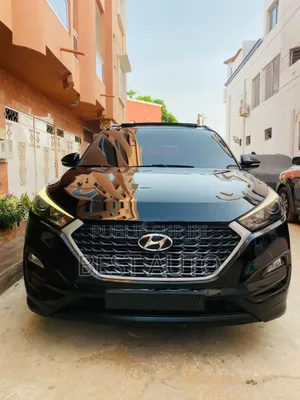 Photo - Hyundai Santa Fe 2017 Black