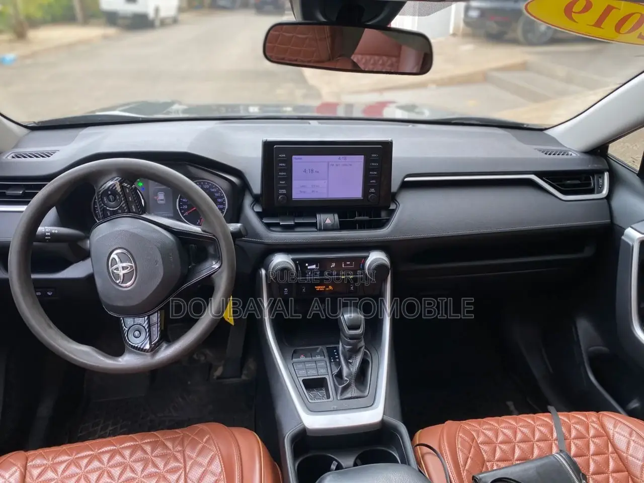 Toyota RAV4 LE AWD 2019 Blanc