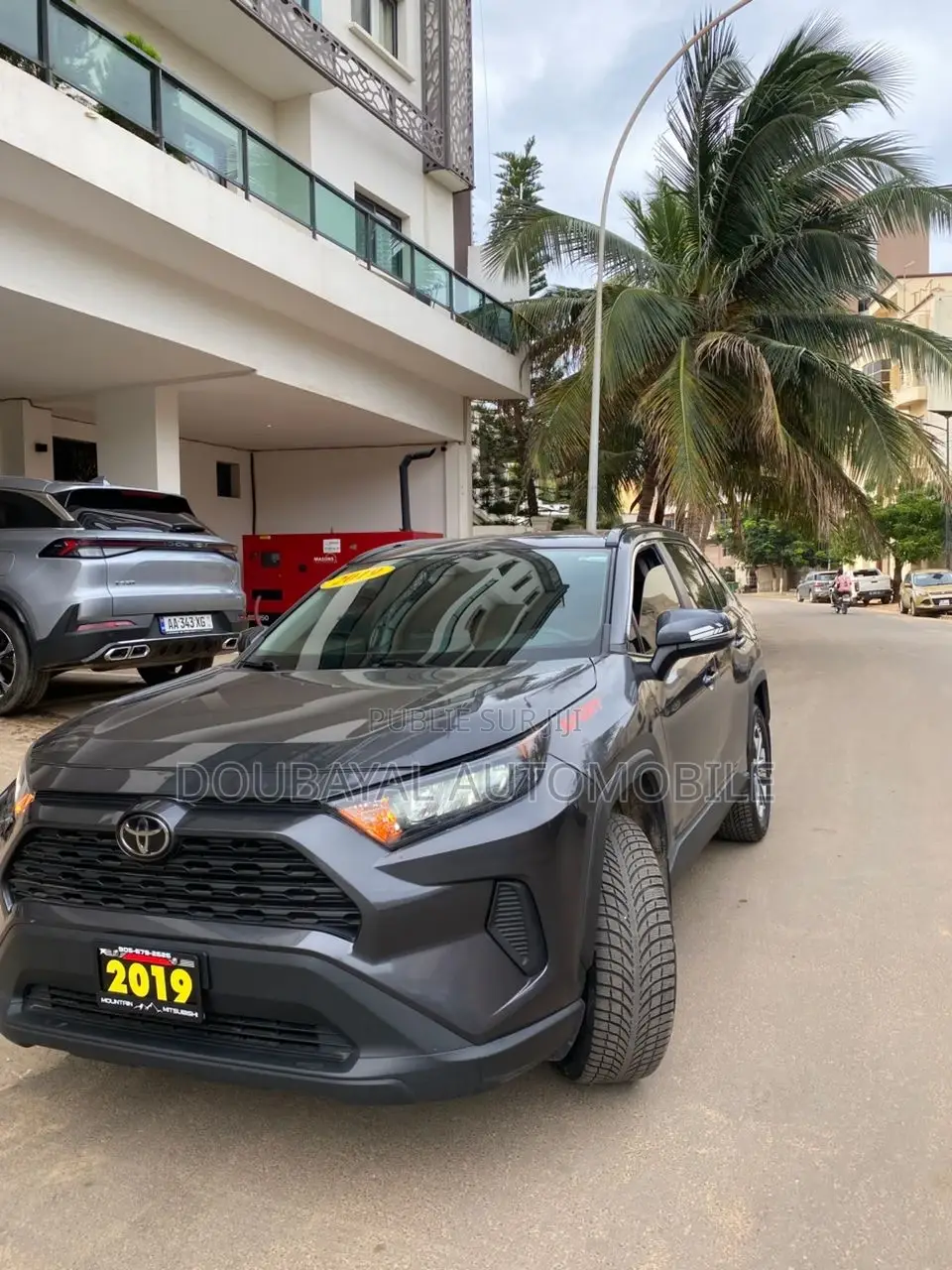 Toyota RAV4 LE AWD 2019 Blanc