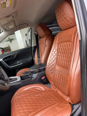 Toyota RAV4 LE AWD 2019 Blanc