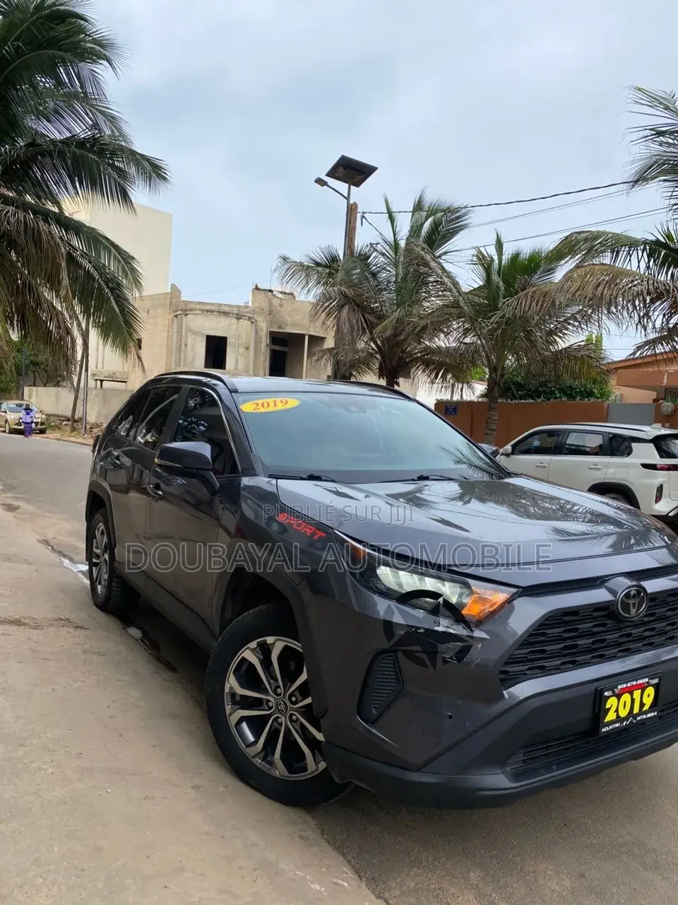 Toyota RAV4 LE AWD 2019 Blanc