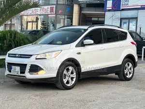 Photo - Ford Escape 2014 Blanc