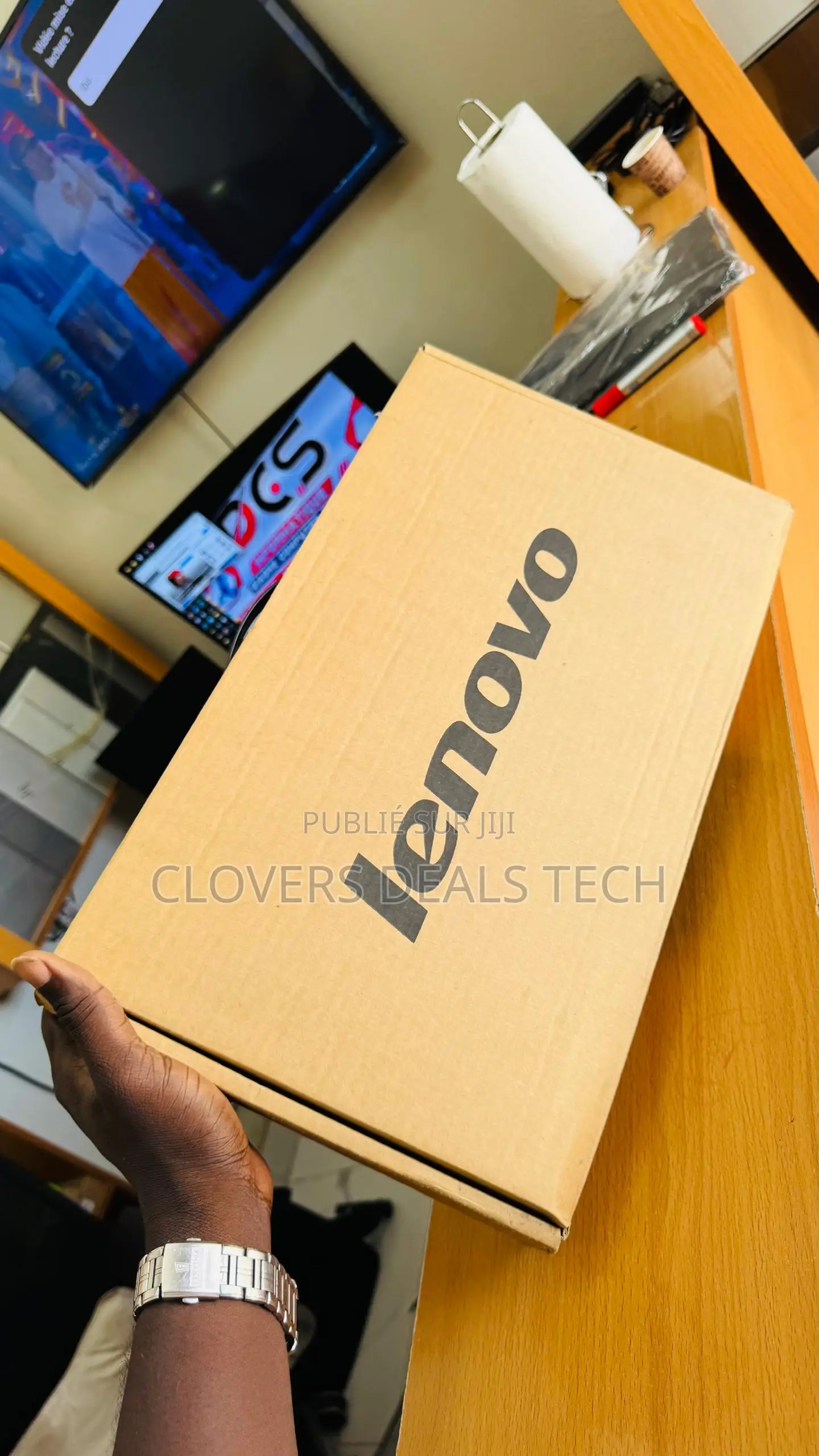 New Ordinateur Portable Lenovo V15 8GB Intel Celeron SSD 256GB