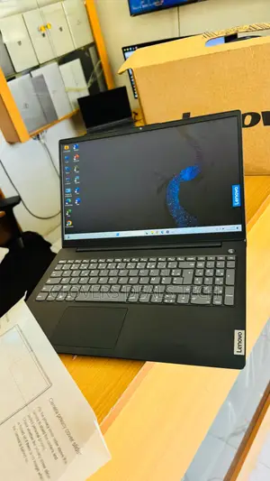 New Ordinateur Portable Lenovo V15 8GB Intel Celeron SSD 256GB