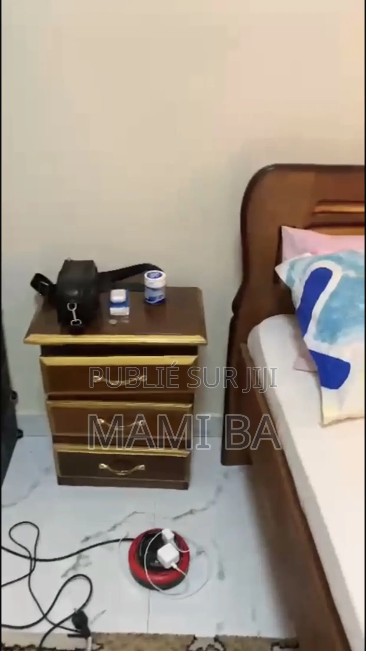 Furnished 1chbre Studio dans Mami Ba, Mermoz Sacré-Cœur à Louer