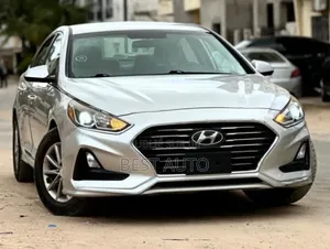 Photo - Hyundai Sonata 2018 Gris