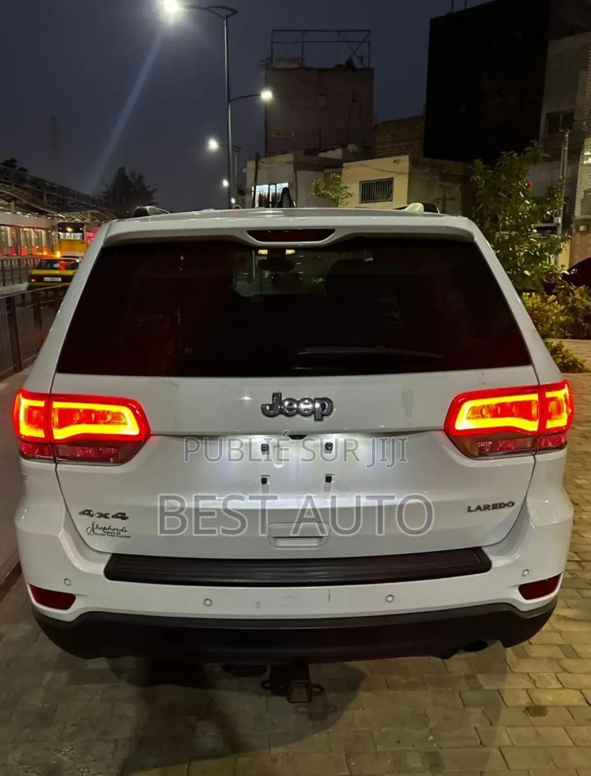 Jeep Grand Cherokee À Louer 40.000 La Journée