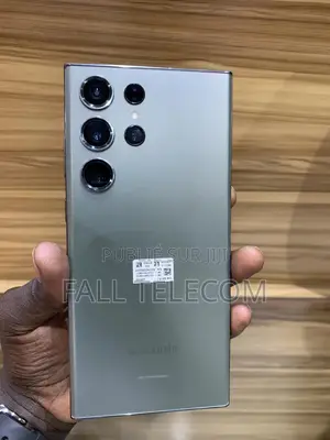 Photo - New Samsung Galaxy S23 Ultra 256 GB Black