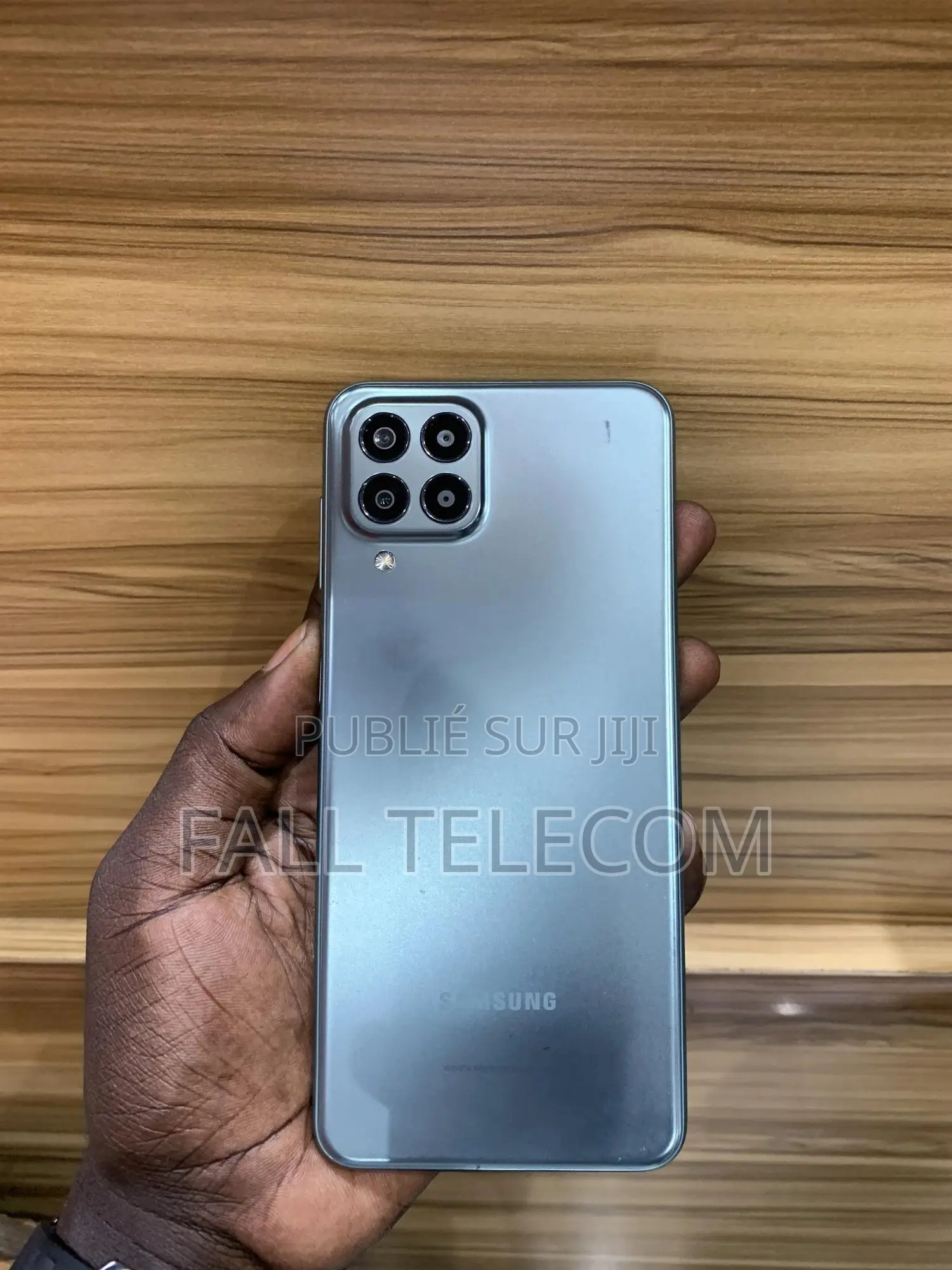 New Samsung Galaxy M33 5G 128 GB Blue