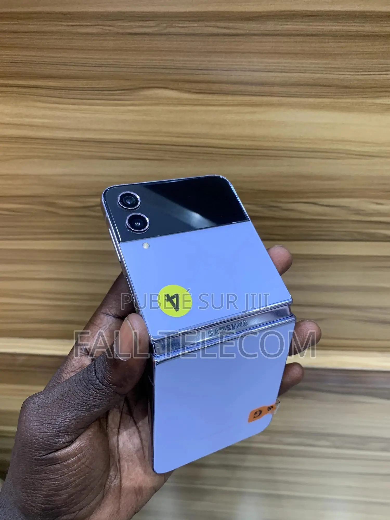 New Samsung Galaxy Z Flip4 256 GB Black