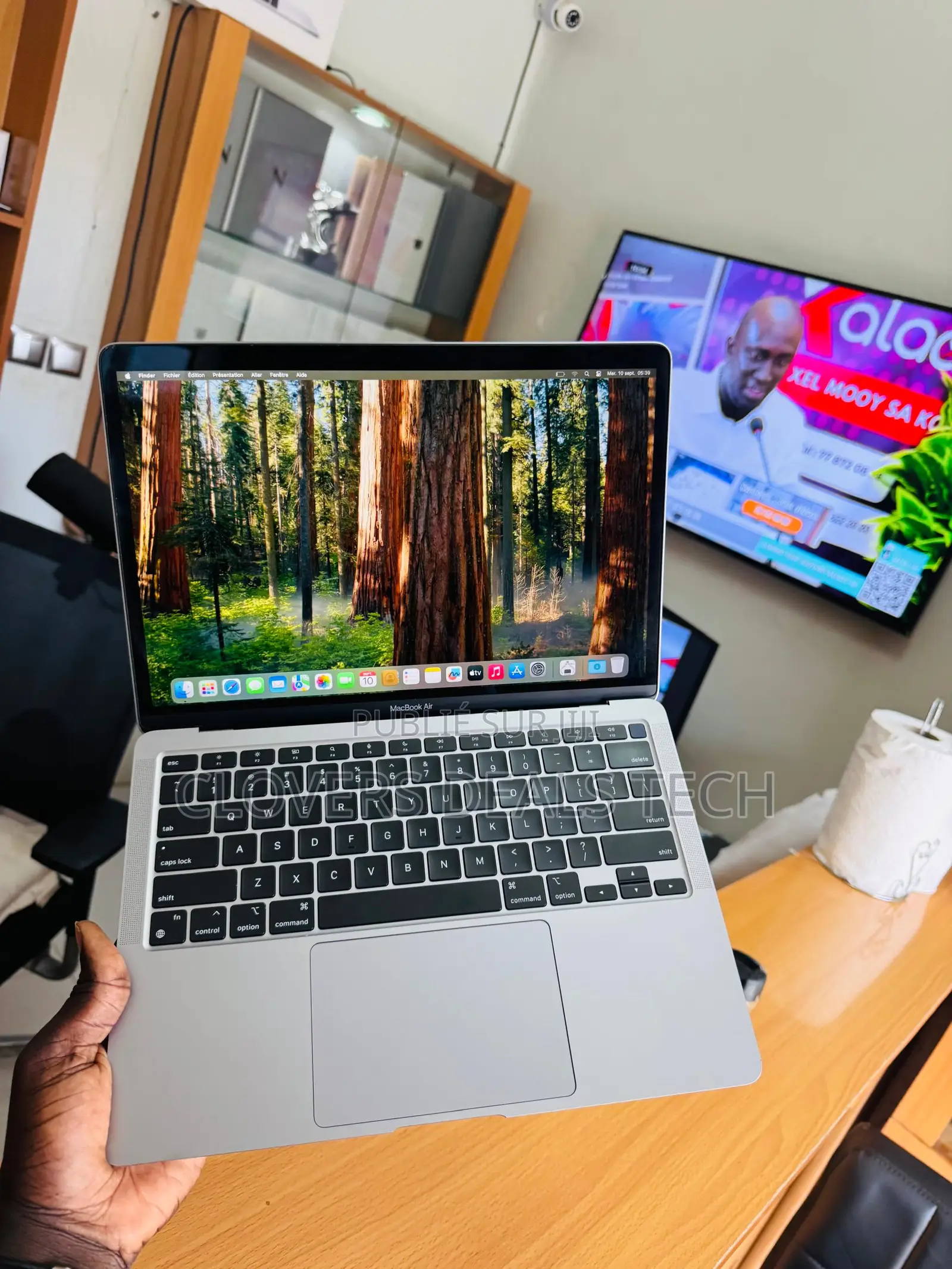 New Apple MacBook Air 2020 M1 8GB Apple M1 SSD 256GB