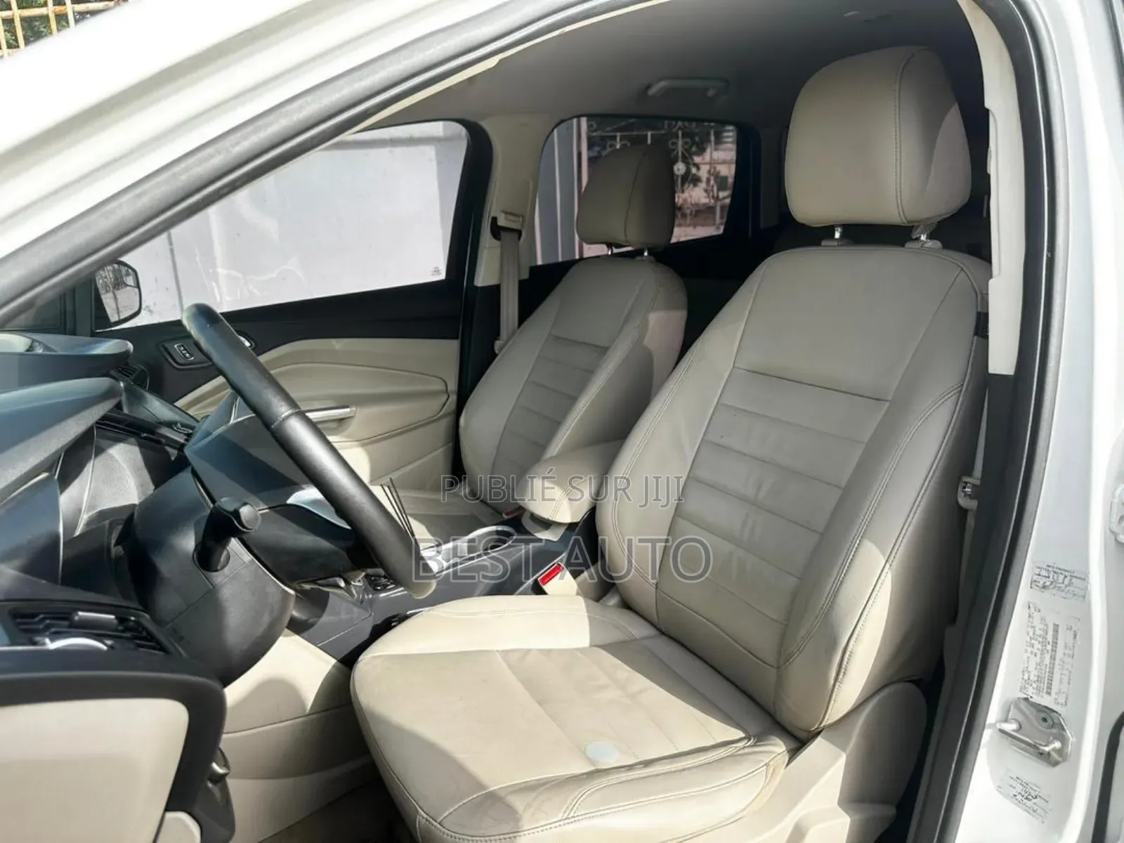 Ford Escape 2015 Blanc