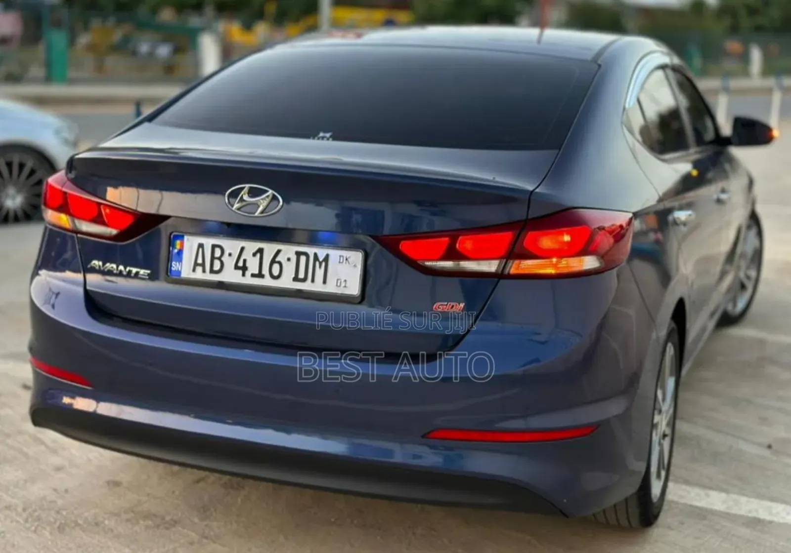 Hyundai Avante 2017 Blue