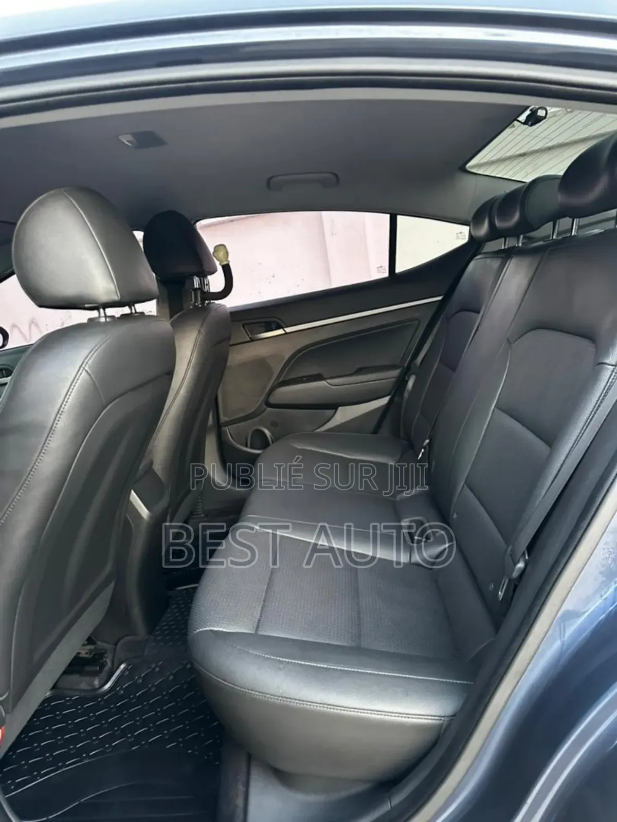 Hyundai Avante 2017 Blue