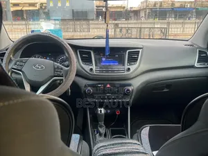 Hyundai Tucson 2016 Gris