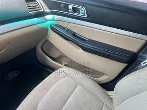 Ford Explorer 2016 Blue