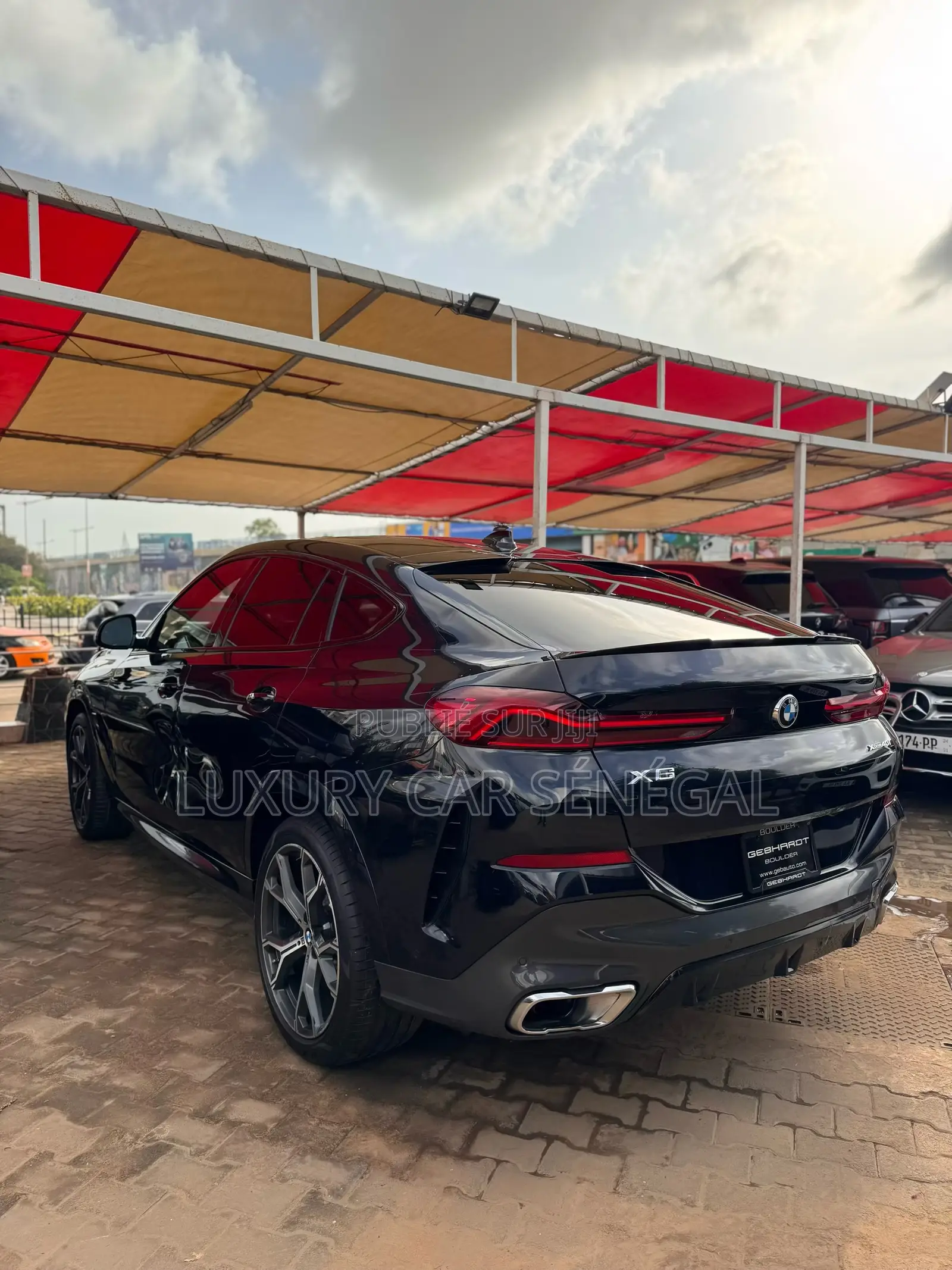 BMW X6 xDrive40i 2021 Blue
