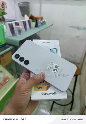 Photo - New Samsung Galaxy A17 128 GB Blanc