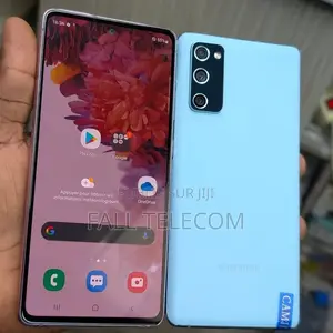 Photo - New Samsung Galaxy S20 FE 128 GB Blue