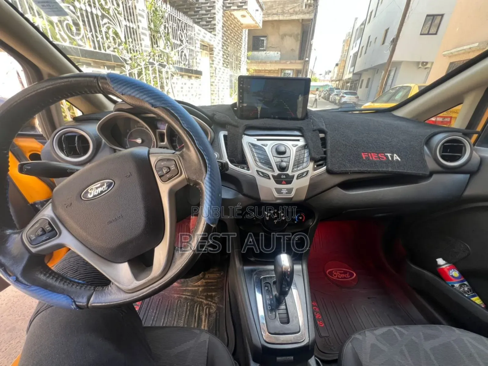 Ford Fiesta 2013 Jaune