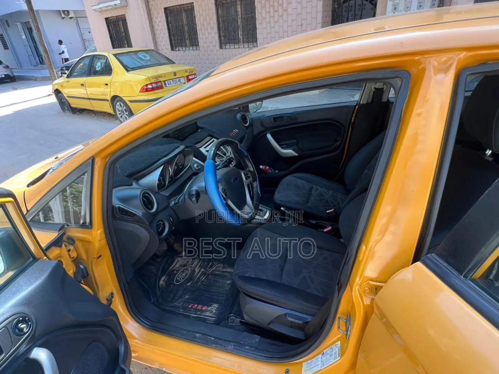 Ford Fiesta 2013 Jaune