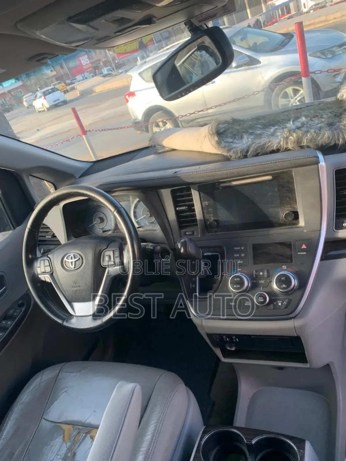 Toyota Sienna 2016 Black