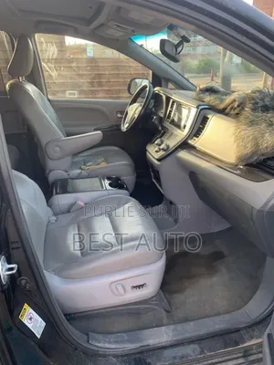 Toyota Sienna 2016 Black