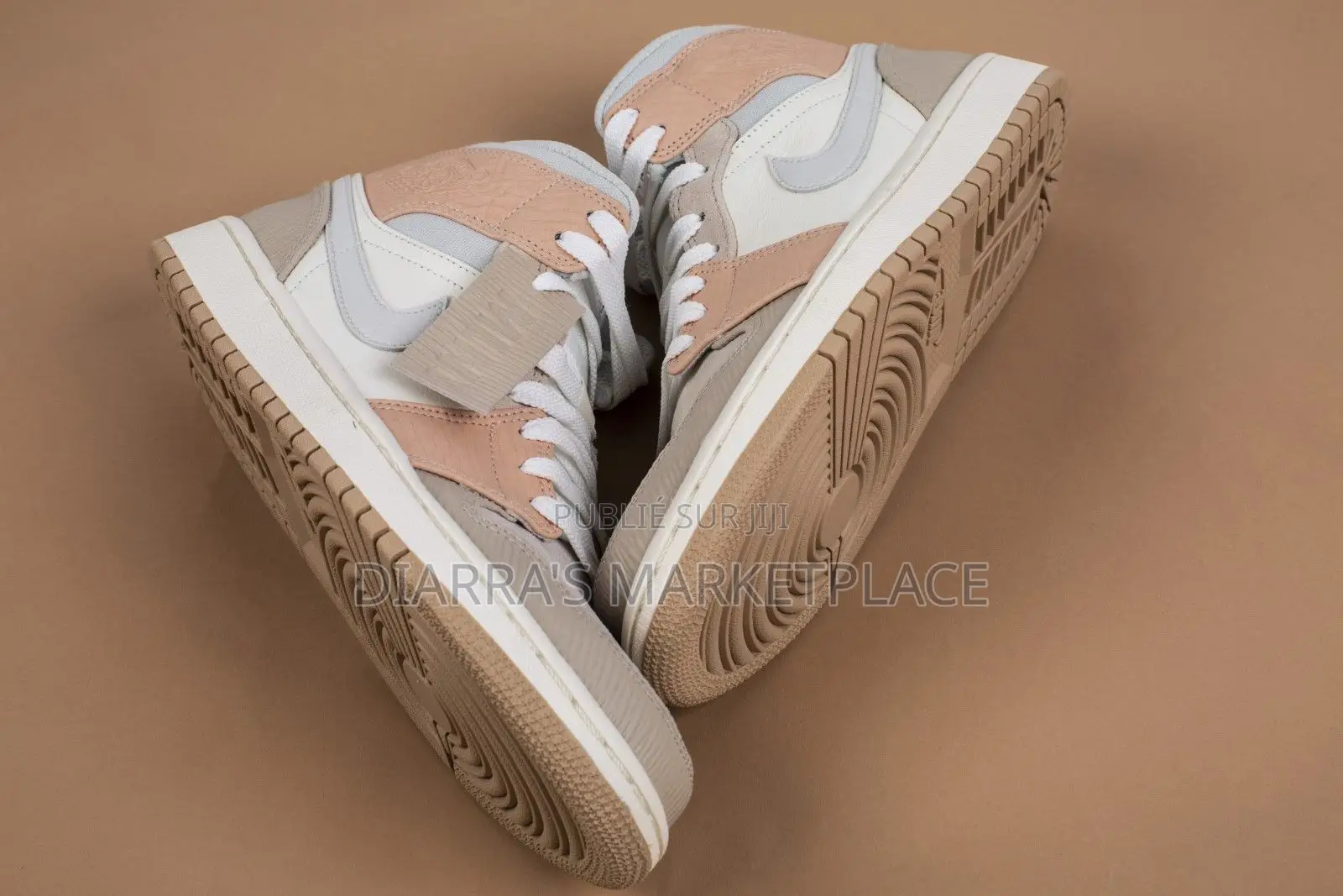 Baskets Air Jordan 1 Mid | Style Décontracté Taille 40