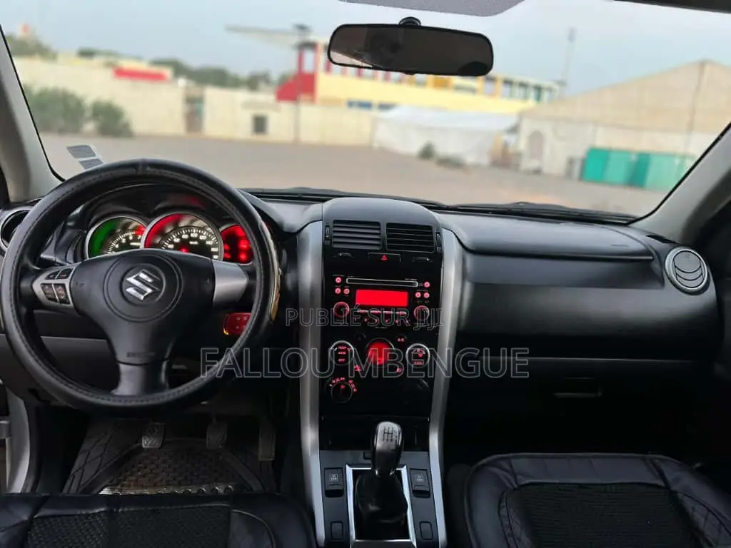 Suzuki Grand Vitara 2015 Gris