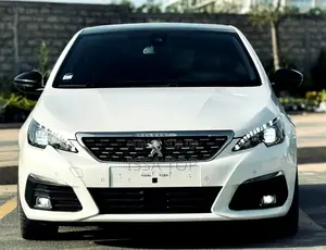 Photo - Peugeot 308 2020 Blanc