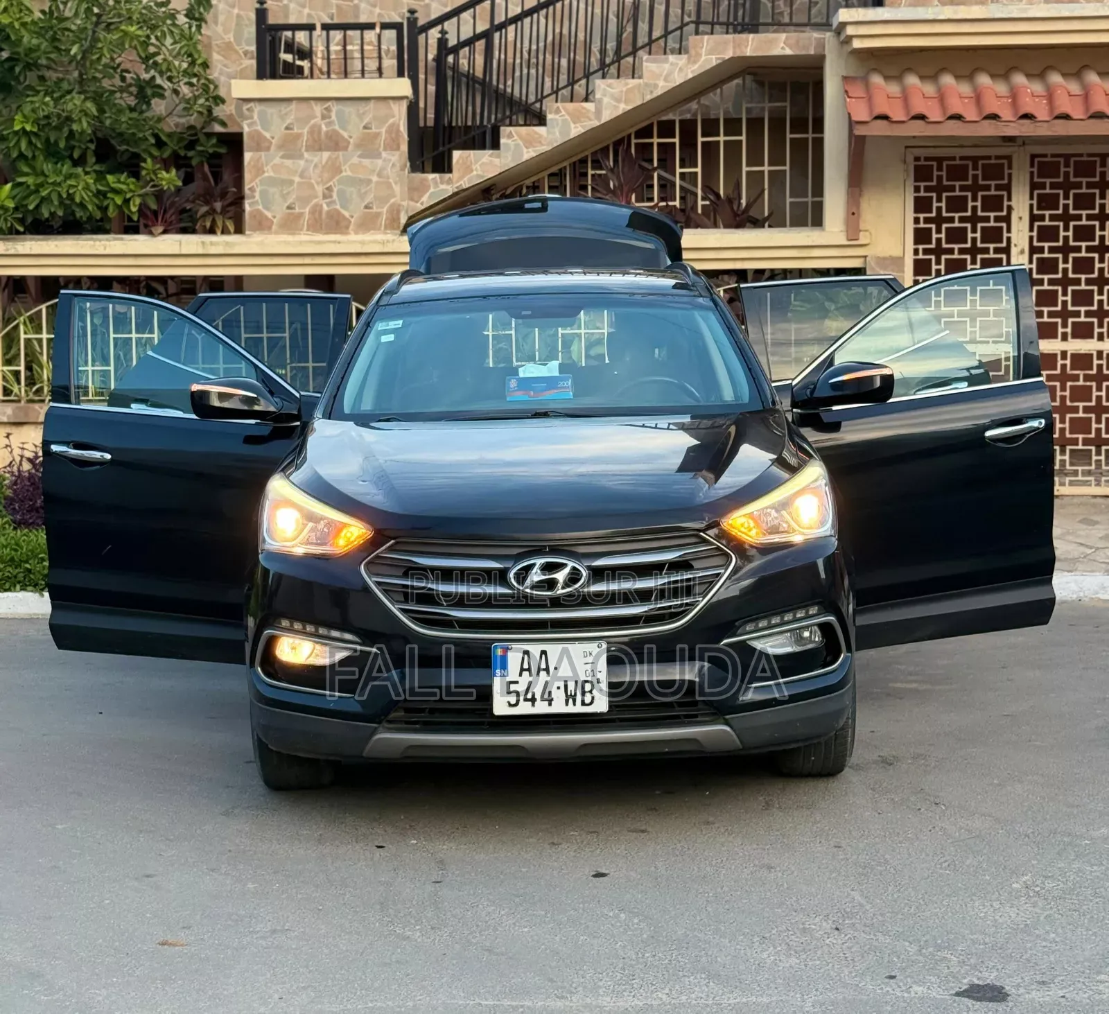 Hyundai Santa Fe 2017 Black